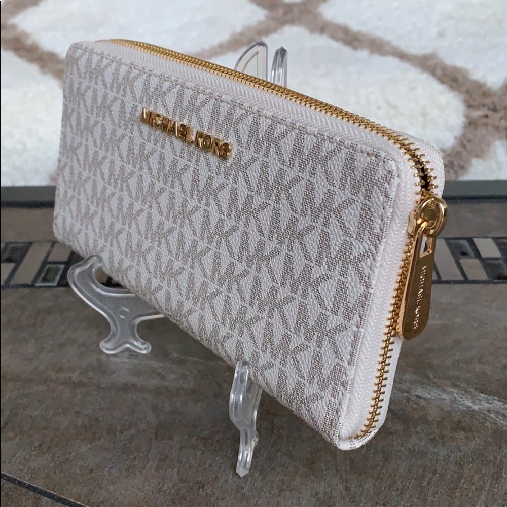 MICHAEL KORS LG ZA CONTINENTAL VANILLA WALLET - Picture 11 of 16